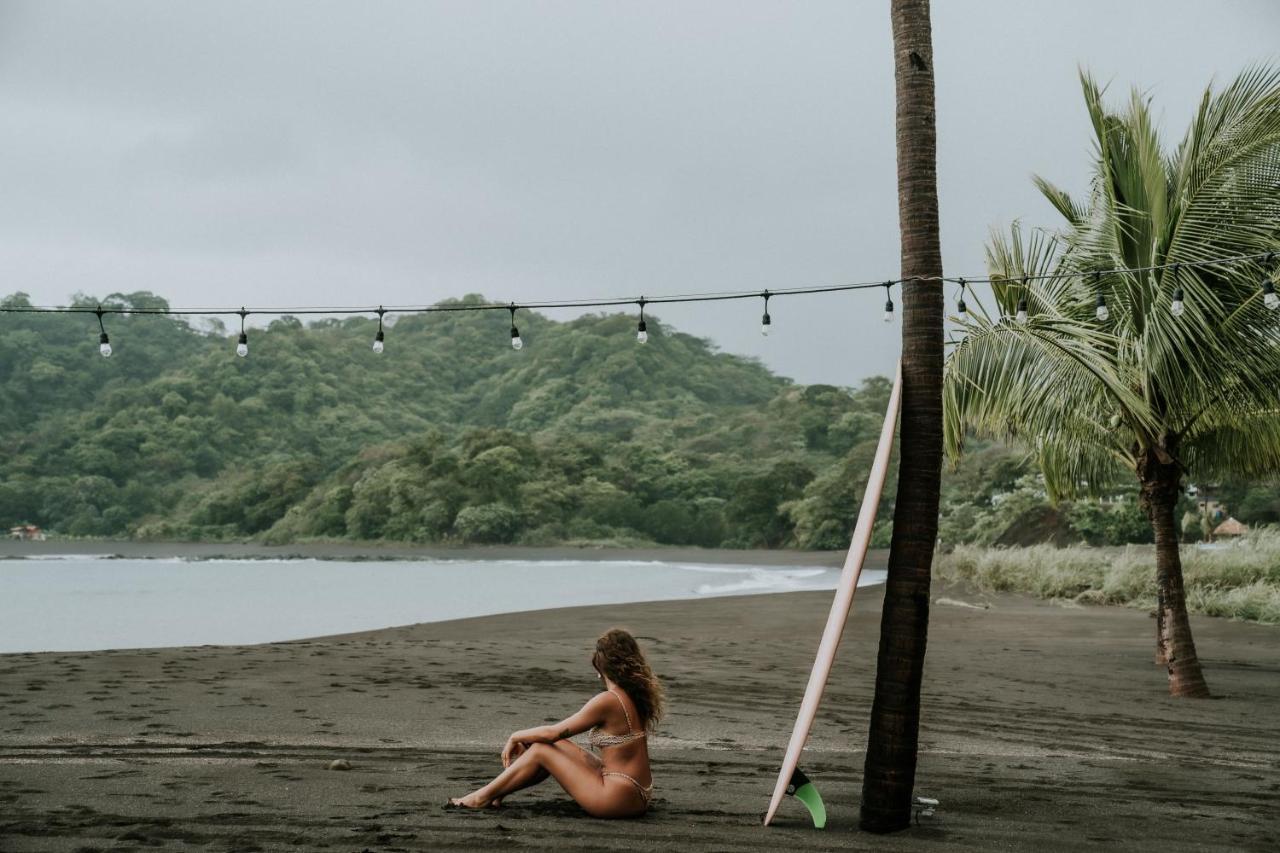 Sansara Surf Yoga & Resort Cambutal Exterior photo