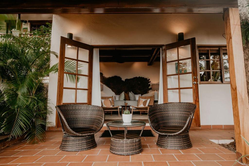 Sansara Surf Yoga & Resort Cambutal Exterior photo